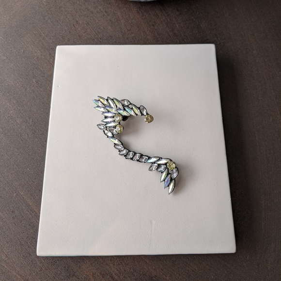 Statement earing